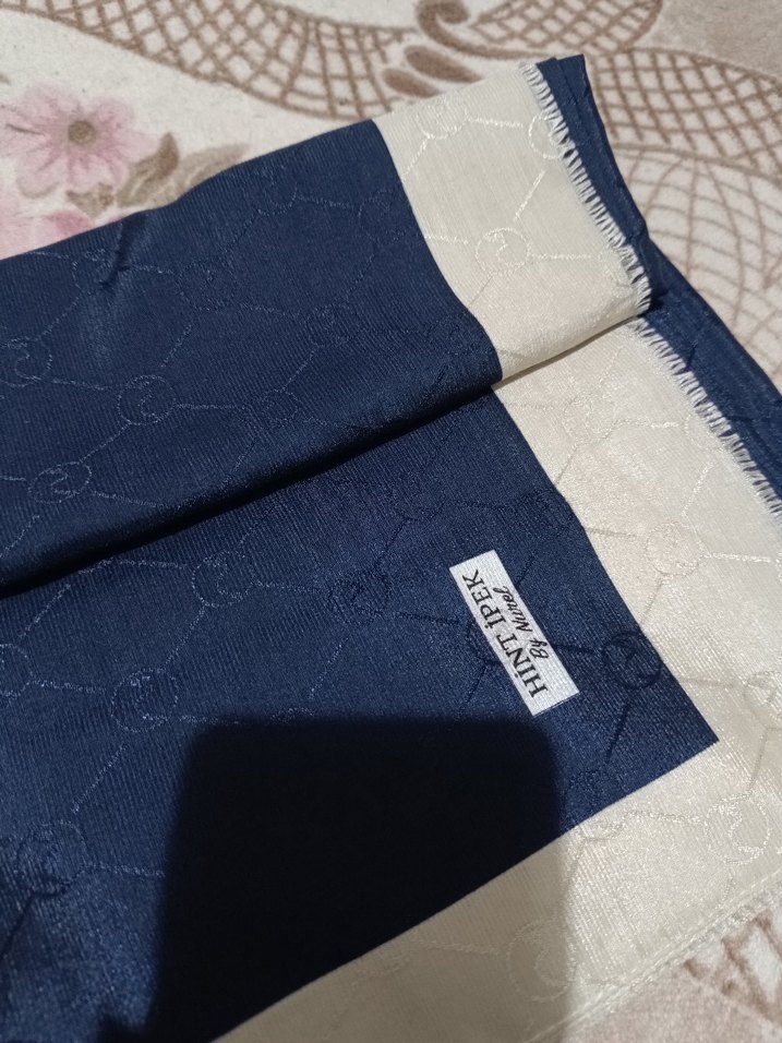 Lacivert Şal - Görsel 3