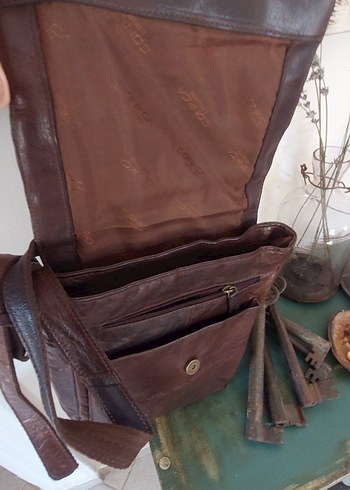  Beden Kahverengi Tokalı postaci Tarzı Kadın Çantası