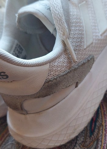 38 Beden Adidas Beyaz Kadın Bağcıklı Spor Ayakkabı