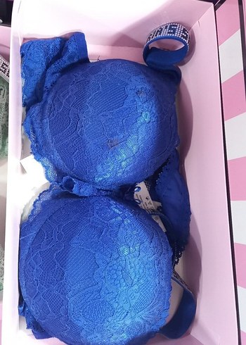 Victoria's Secret Lacivert Dantelli Sütyen ve Külot - Görsel 2