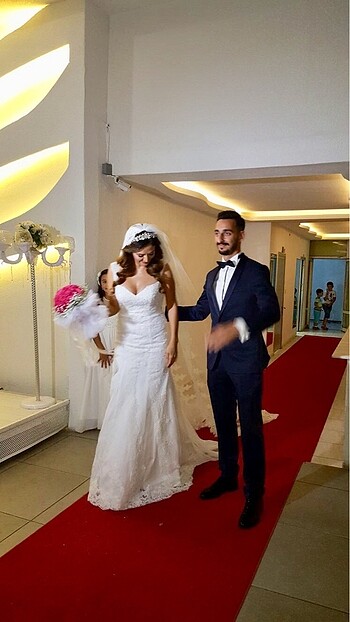 Oleg Cassini Gelinlik +duvak