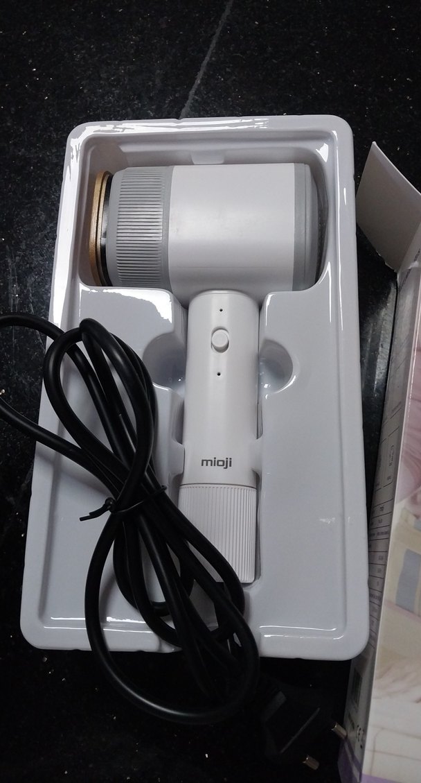 Mioji Çok Fonksiyonlu Ütü ve Tıraş Makinesi - Görsel 3