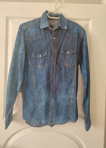 Düğmeli Mavi Denim Erkek Gömlek