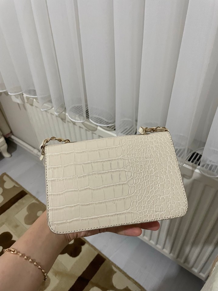 Klasik Zarafet Beyaz Yılan Derisi Desenli Çanta - Görsel 2