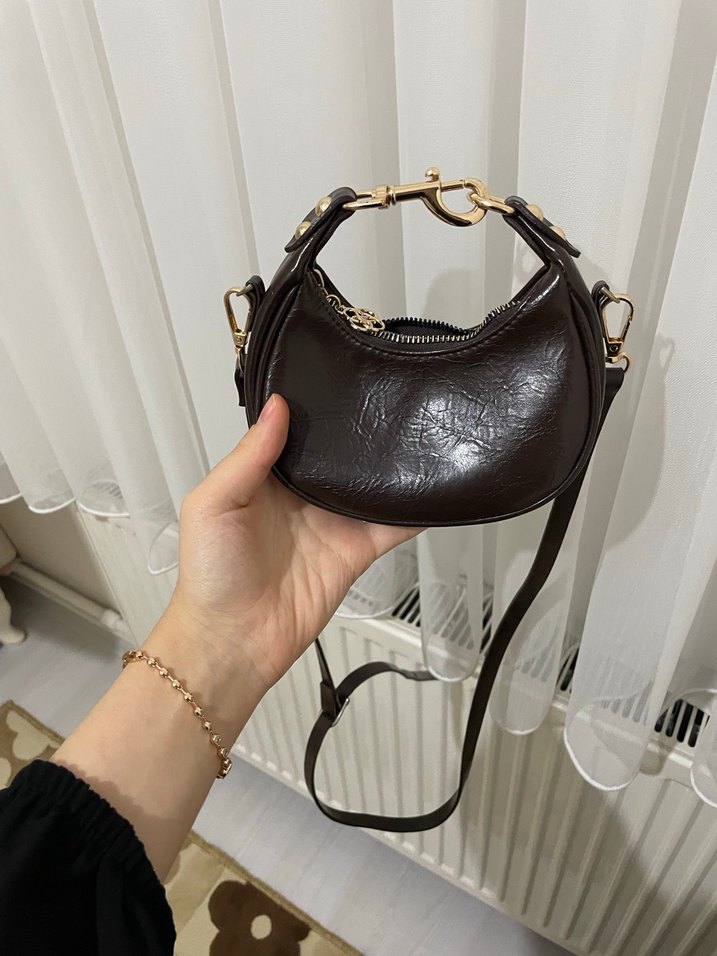 Rues Baby Model Mini Siyah Deri Omuz Çantası - Görsel 3