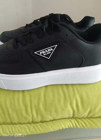 39 Beden #prada #sneaker #unisex