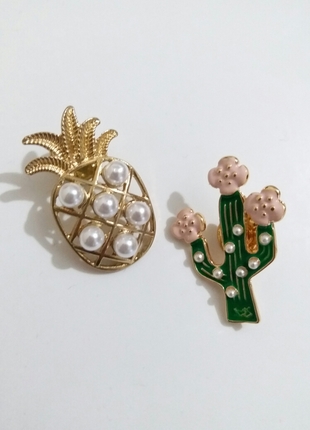 Ananas ve Katüs broşu
