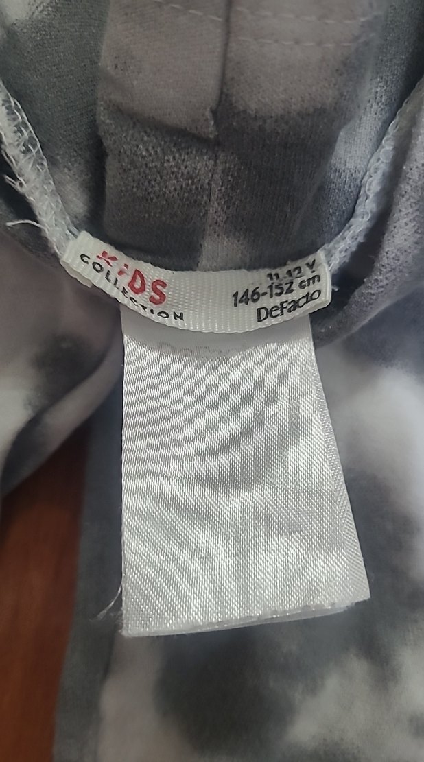 Gri Batik Desenli Kadın Tayt - Görsel 4