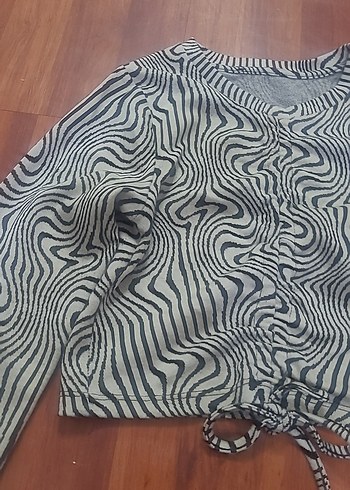 Gri Zebra Desenli Uzun Kollu Bluz - Görsel 4