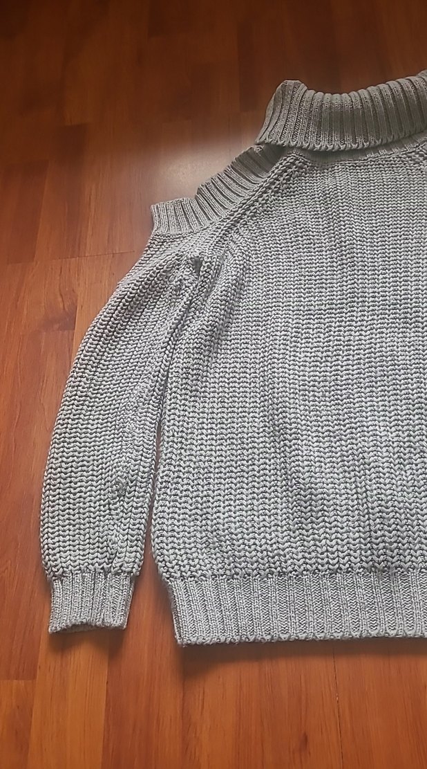 Gri Kadın Boğazlı Triko Kazak - Görsel 3