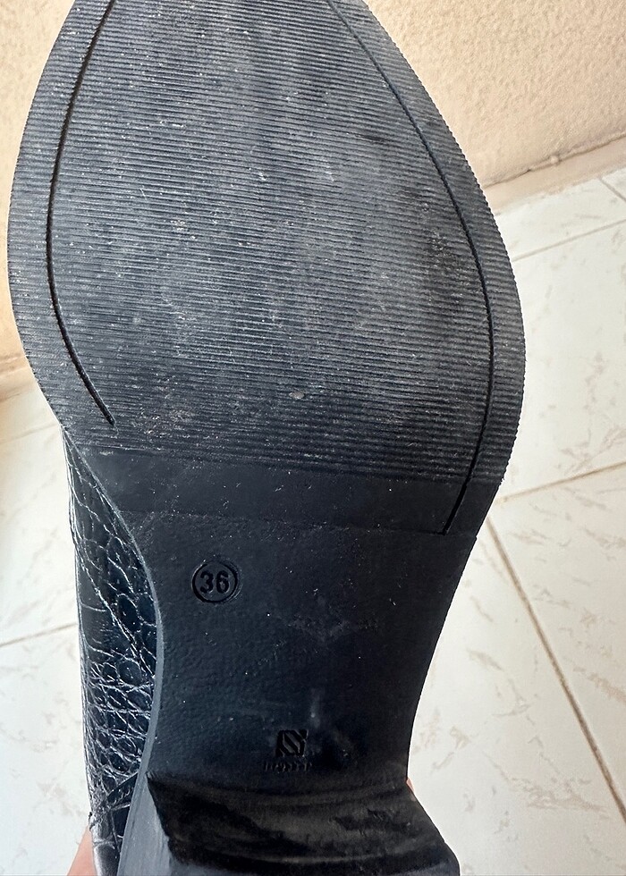 Yılan Derisi Görünümlü Kovboy Bot - Görsel 4