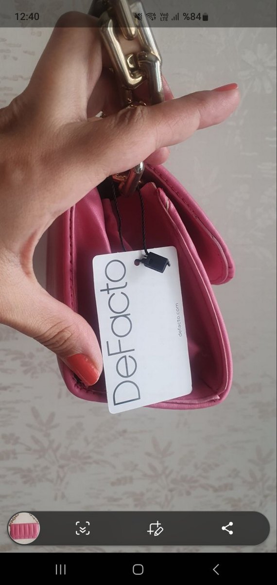 Zincir Detaylı Pembe Deri Kadın Çanta - Görsel 2