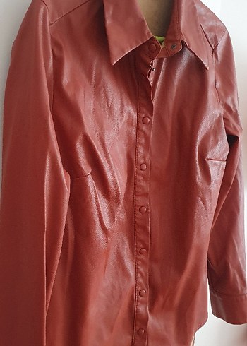 Düğmeli Kırmızı Deri Kadın Ceket - Görsel 2