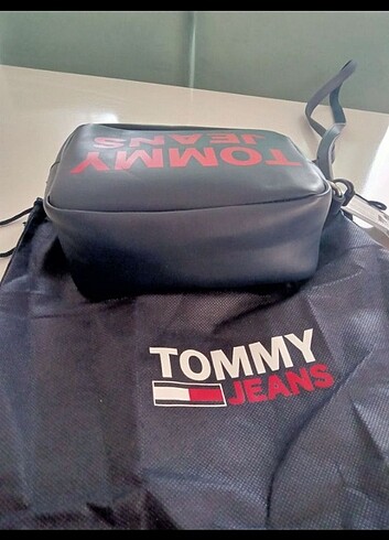  Beden Tommy jeans çanta 
