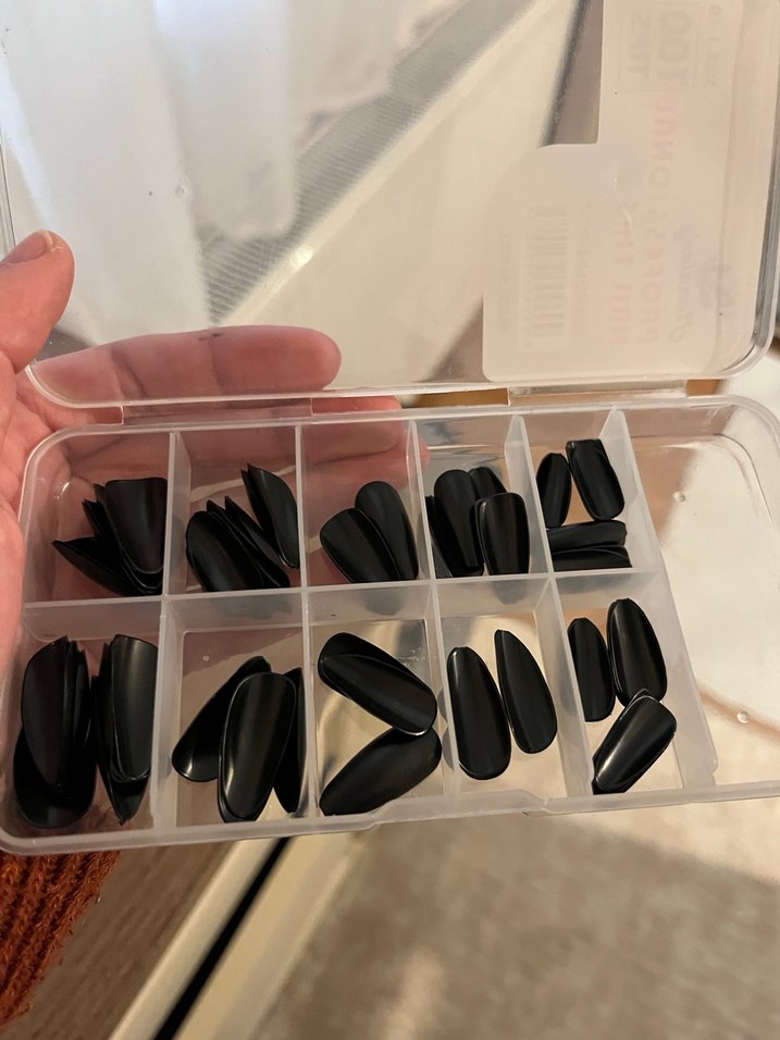 Profesyonel Siyah Tırnak Uçları - Görsel 2