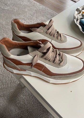 Bej Bağcıklı erkek
 Dolgu Topuk Spor Ayakkabı - Görsel 5