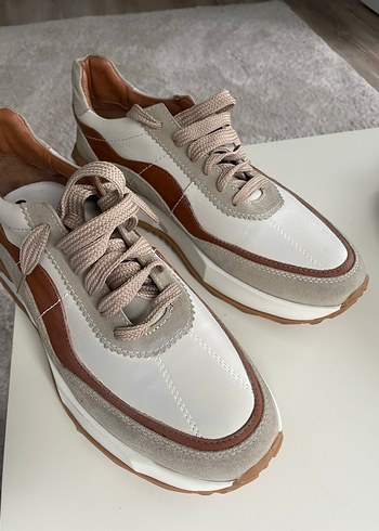 Bej Bağcıklı erkek
 Dolgu Topuk Spor Ayakkabı - Görsel 2