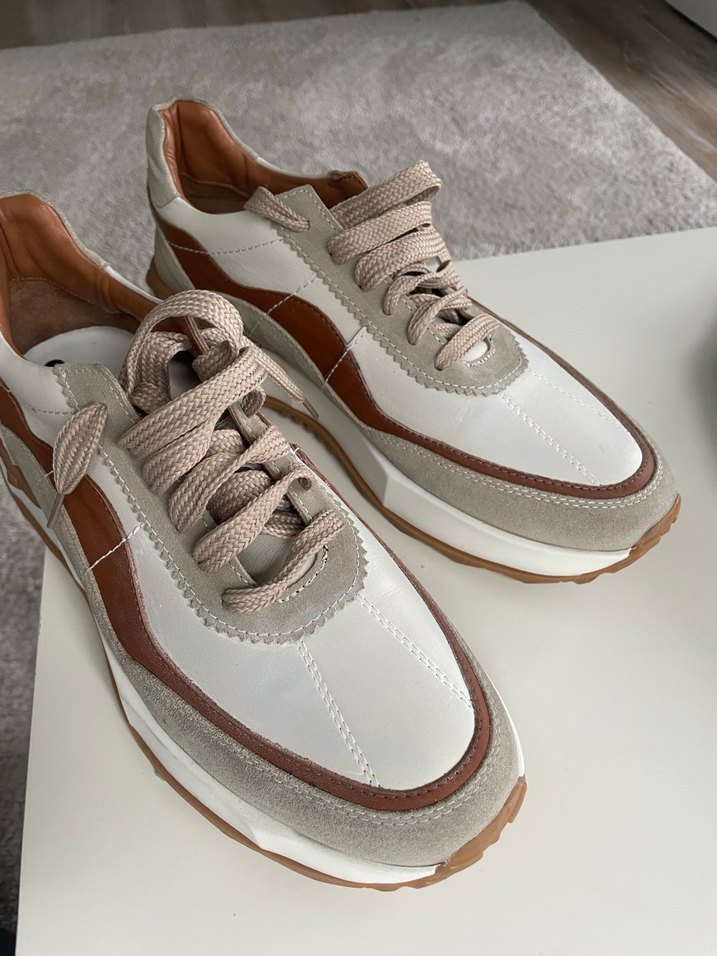 Bej Bağcıklı erkek
 Dolgu Topuk Spor Ayakkabı - Görsel 2