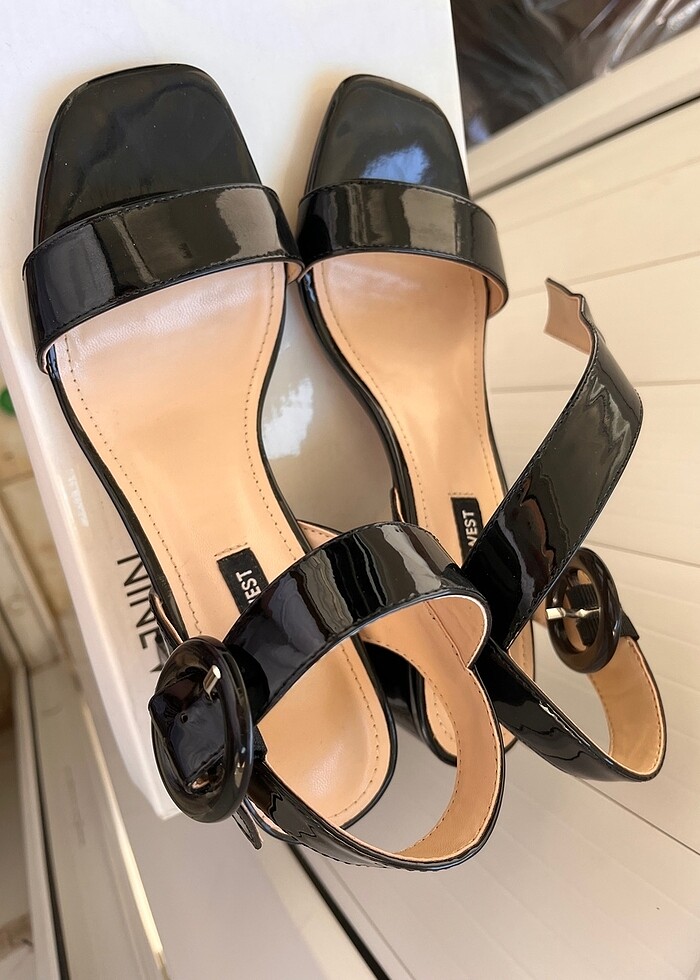 Tek bant topuklu ayakkabı - Görsel 3