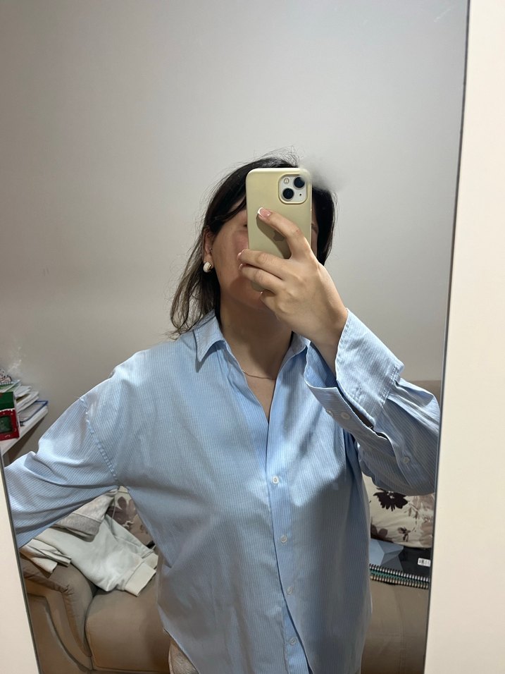 Mavi Keten Gömlek, Düğmeli, Uzun Kollu - Görsel 3