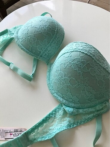 La Senza La senza