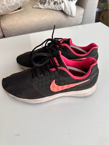 Nike ayakkabı