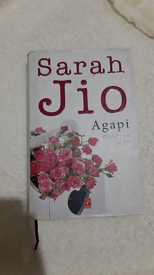 Sarah jio Agapi