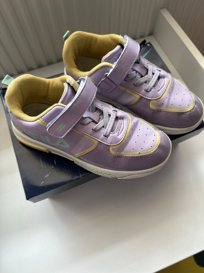 Fila Kız Çocuk Mor Sneaker Velcro Bağcıklı - Görsel 4