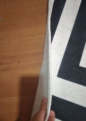 Gri Çerçeveli Beyaz Modern Halı
180/230 - Görsel 4