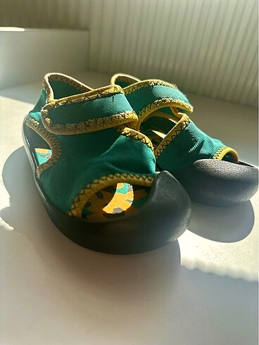 Adidas marka sandalet