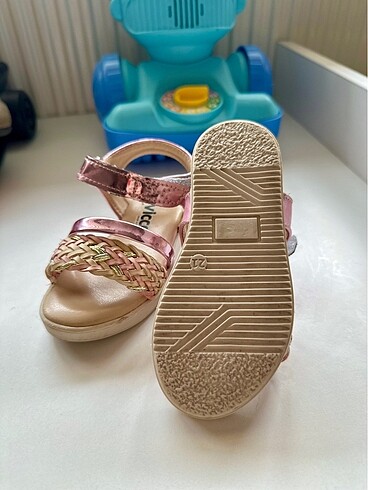 21 Beden çeşitli Renk Kız bebek sandalet ve babet