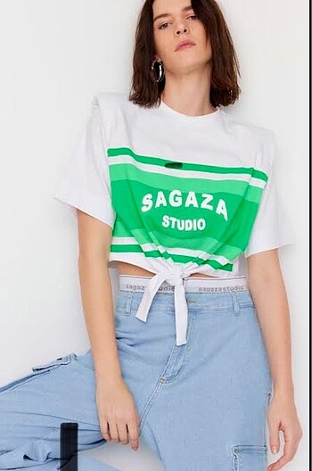 Sagaza Crop thsirt