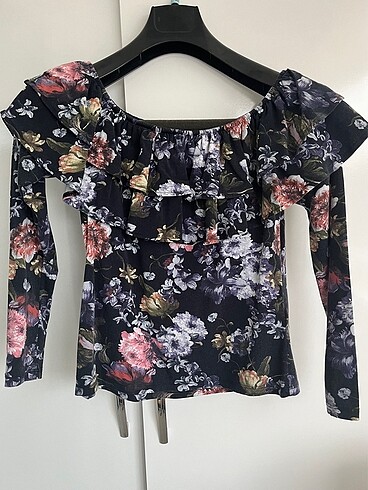 H&M Madonna Yaka Bluz
