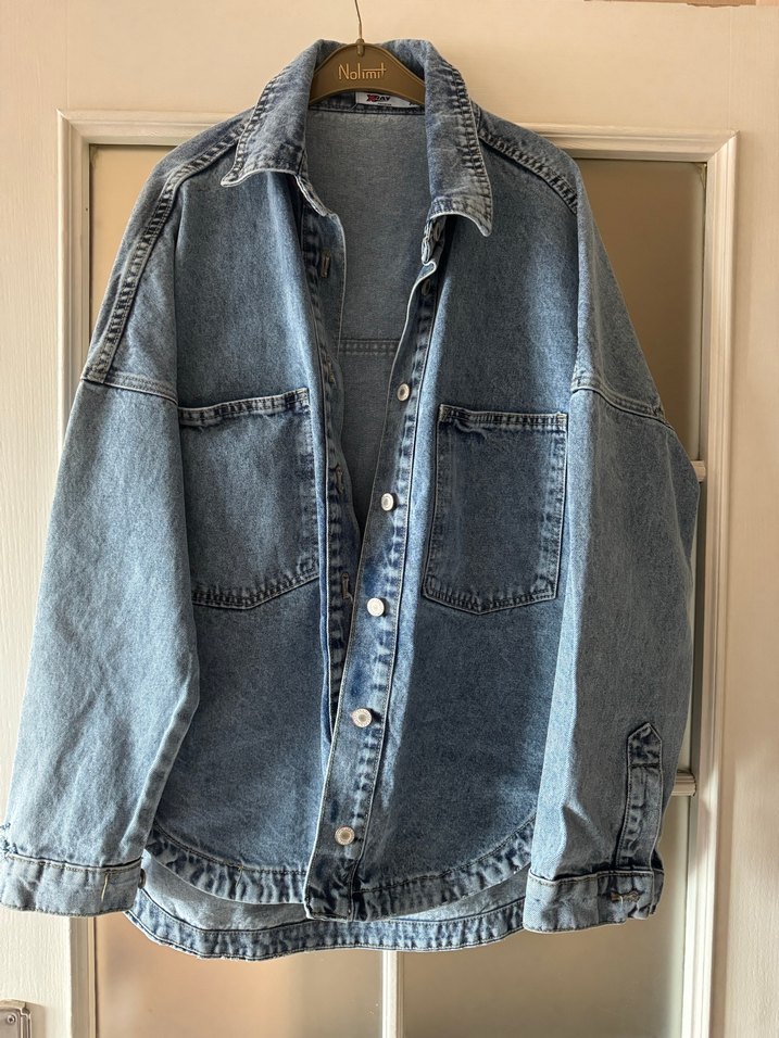 Düğmeli Mavi Denim Kadın Ceket - Görsel 3