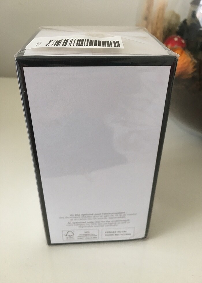 Gıvenchy parfüm - Görsel 5