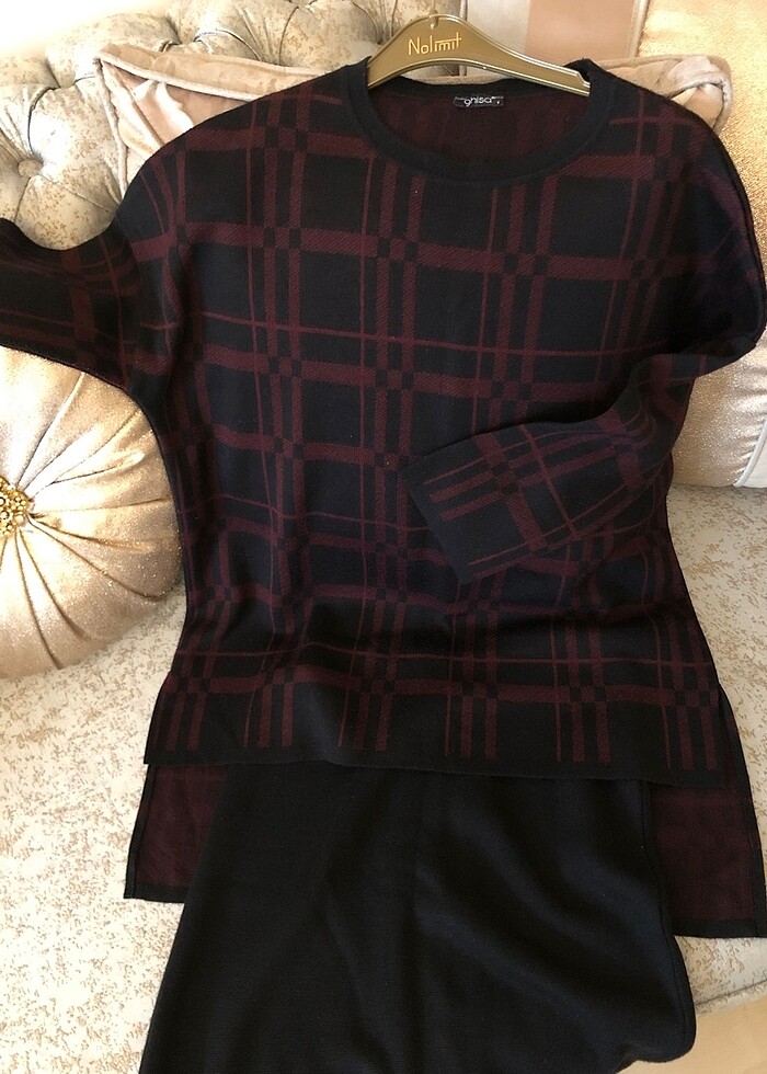 Ghisa etekli triko takım - Görsel 2