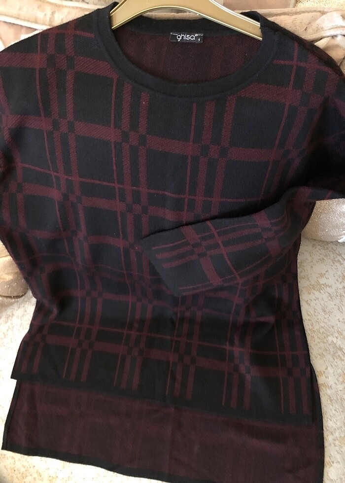 Ghisa etekli triko takım - Görsel 3