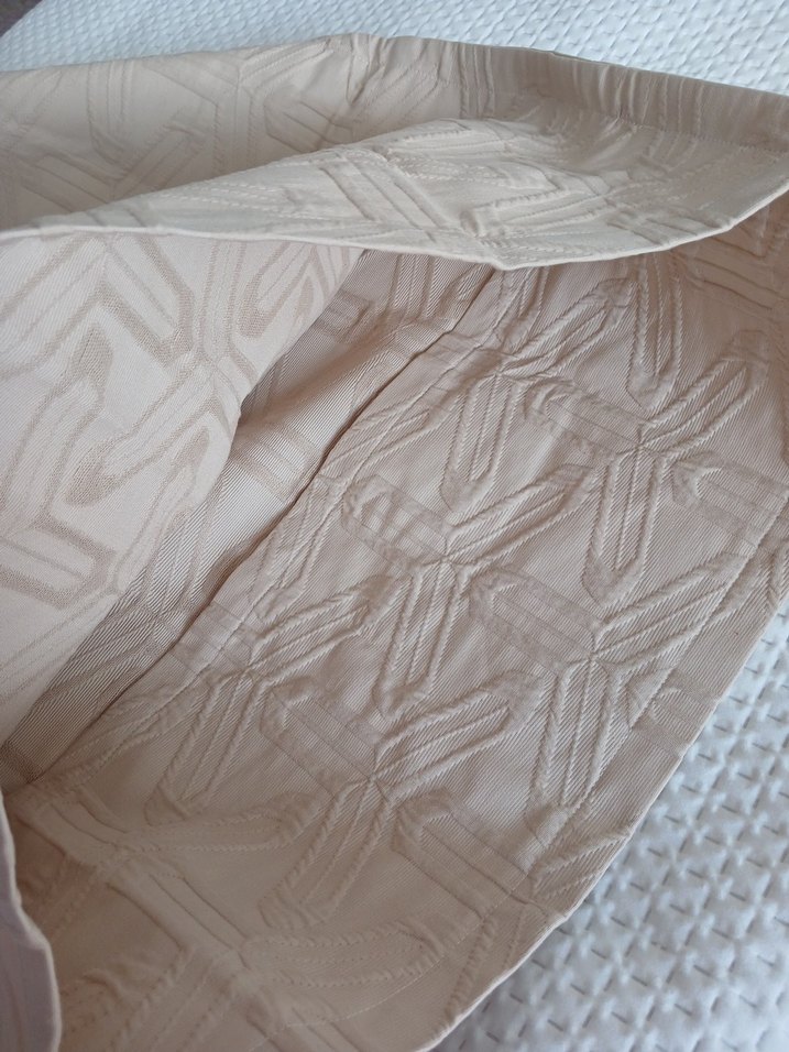 Bej Dokulu yastık kılıfı - Görsel 3