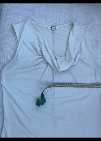 krem Drapeli V Yakalı Kolsuz Bluz - Görsel 3