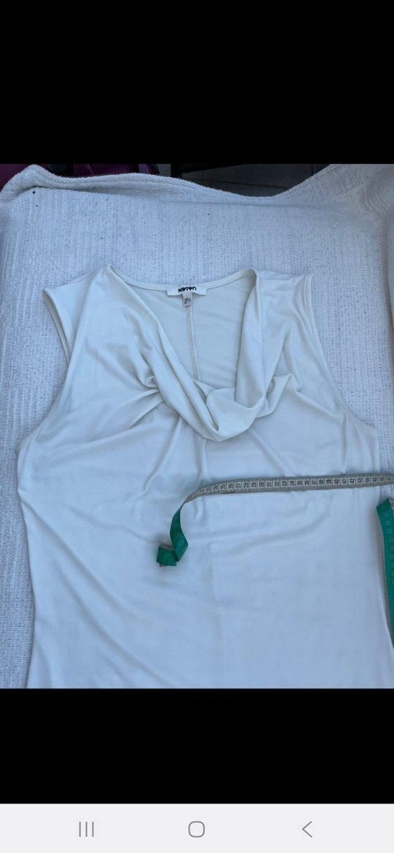 krem Drapeli V Yakalı Kolsuz Bluz - Görsel 4