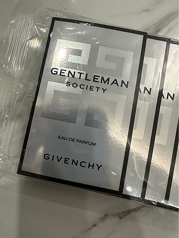 Gıvenchy ml parfüm