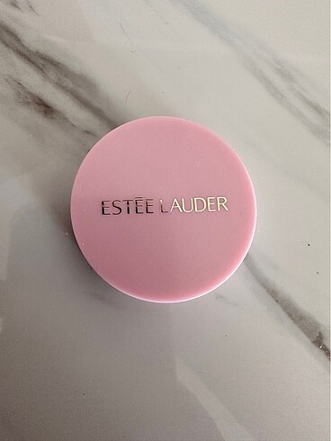 Beden Estee louder balm