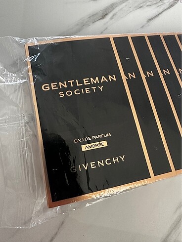 Gıvenchy parfüm