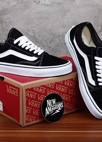 Vans????