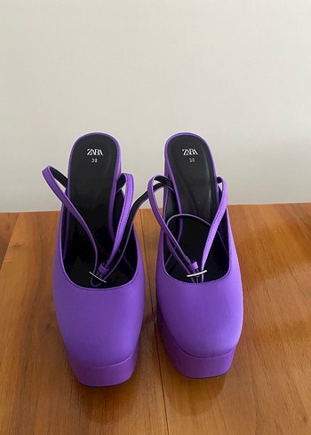Zara Mat Mor 38 Numara Topuklu Ayakkabi