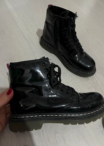 Siyah Rugan Stiletto Topuklu Kadın Bot - Görsel 2