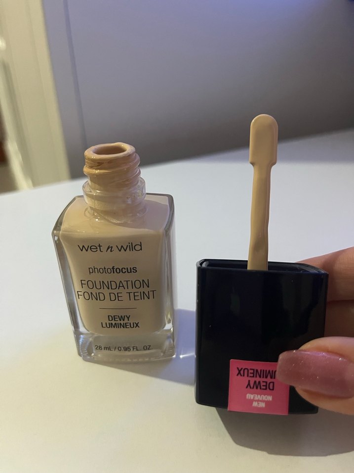 Wet n Wild Photofocus Nemlendirici Fondöten - Görsel 5