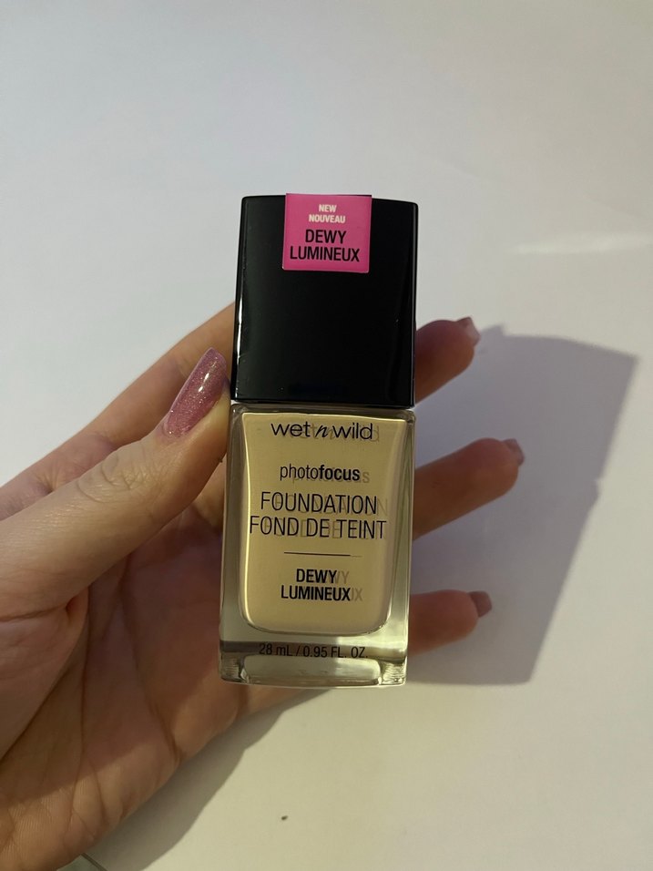 Wet n Wild Photofocus Nemlendirici Fondöten - Görsel 4