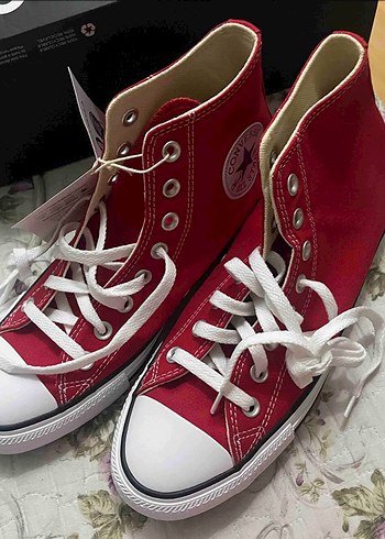Converse 38