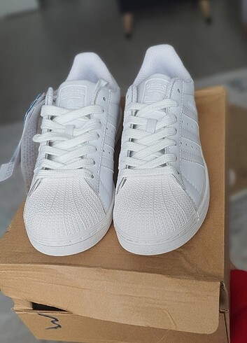 Adidas superstar ayakkabı 